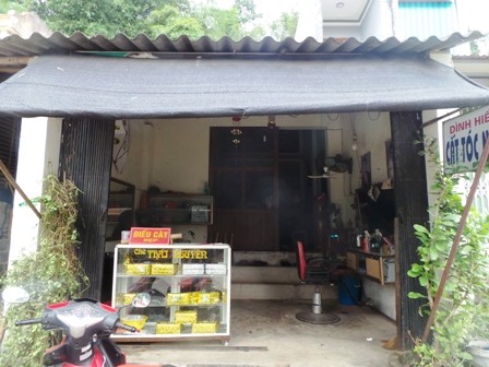 Bật mí về cuộc sống của 'cô gái Thái ẵm 100 triệu' - ảnh 1