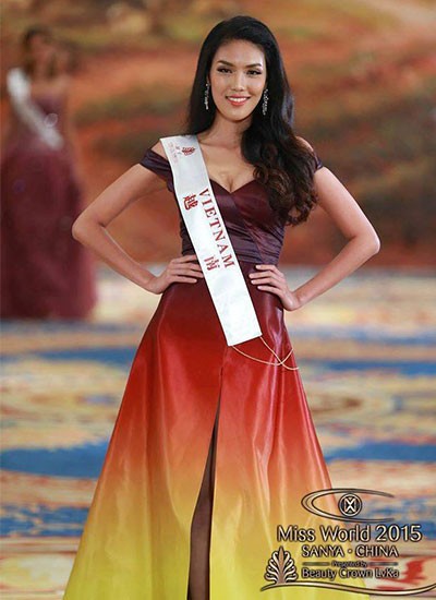 Nhà thiết kế bật khóc khi váy của Lan Khuê thắng giải ở Miss World - ảnh 1
