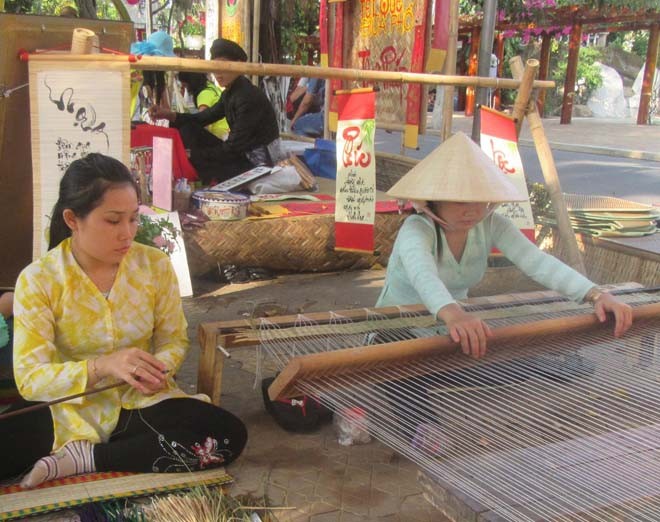 Góc chợ quê giữa Sài Gòn - ảnh 2