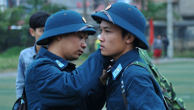 Đại tướng Đỗ Bá Tỵ động viên tân binh nhập ngũ - ảnh 1