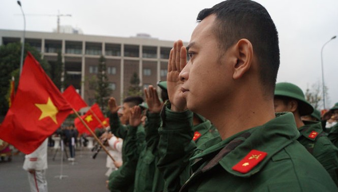 Đại tướng Đỗ Bá Tỵ động viên tân binh nhập ngũ - ảnh 2