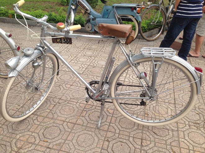 Khám phá chợ xe đạp cổ giữa lòng Hà Nội - ảnh 4