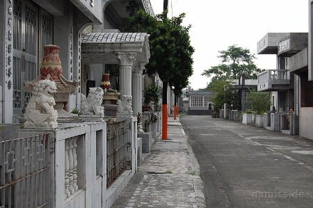 Bên trong nghĩa địa dành cho giới siêu giàu ở Philippines - ảnh 3