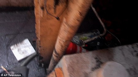 Bí ẩn 'con tàu ma' mắc cạn trên bờ biển Liberia - ảnh 3