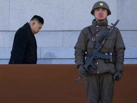 Đội vệ sĩ của ông Kim Jong Un lợi hại thế nào? - ảnh 1