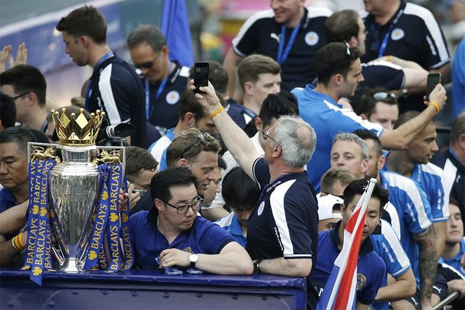 Bangkok náo động vì màn rước Cup thứ hai của Leicester - ảnh 4