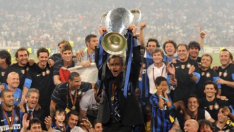 Mourinho, nhà cầm quân ‘số hưởng’ - ảnh 1