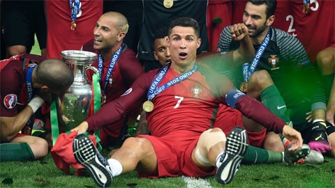 Nhận điện đội hình ngôi sao ở EURO 2016 - ảnh 10