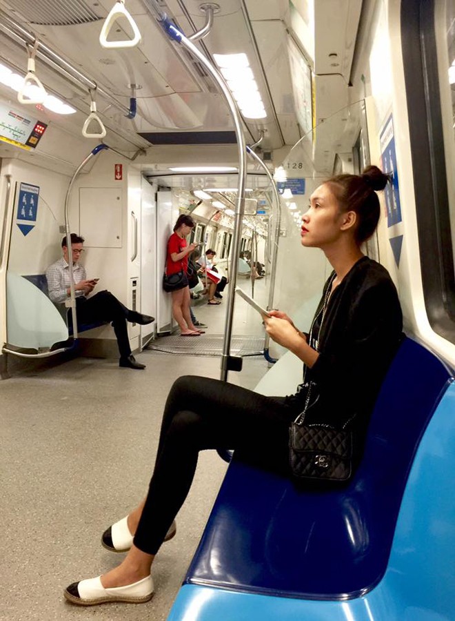 Quán quân Next Top Model Hương Ly, Nguyễn Oanh sang Singapore lập nghiệp - ảnh 3