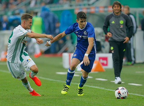 Conte hứa giúp Hazard sánh ngang Messi và Ronaldo - ảnh 2
