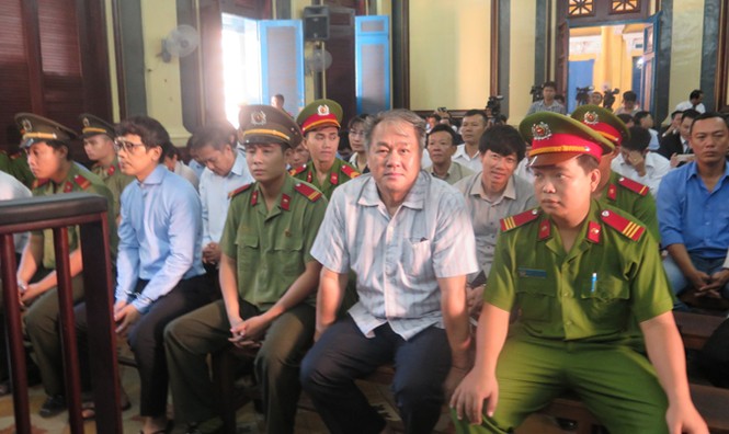 An ninh siết chặt phiên tòa ‘đại án’ Ngân hàng Xây dựng - ảnh 2