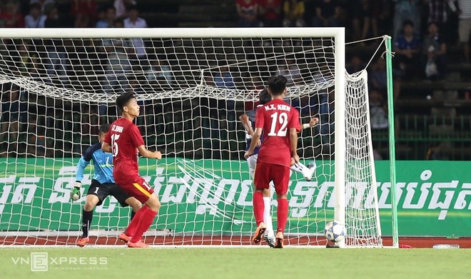 Niềm vui vỡ oà của U16 Việt Nam khi vào chung kết - ảnh 4