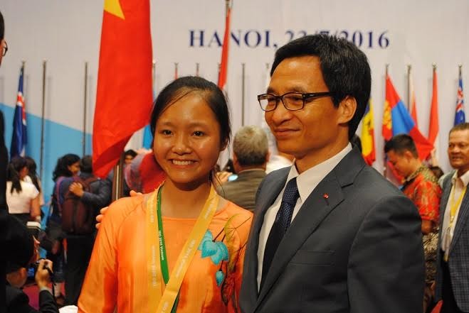Nữ sinh mang “vàng” rất bất ngờ sau 16 năm chờ đợi - ảnh 2
