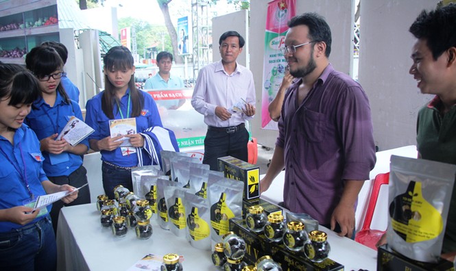 Tuyên dương 18 gương thanh niên làm kinh tế giỏi - ảnh 2