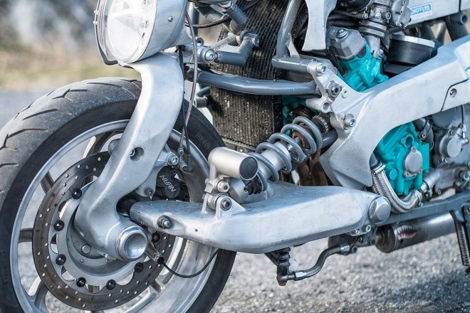 Yamaha GTS1000 - 'quái thú' phá cách của thợ Na Uy - ảnh 1