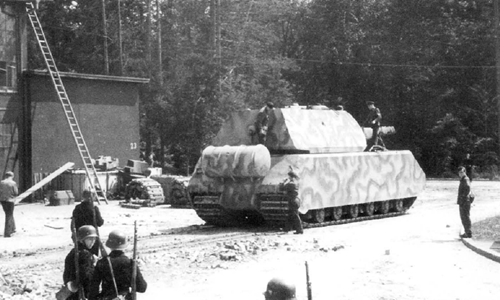 Tăng Maus - siêu vũ khí thảm hại của Hitler - ảnh 1