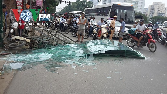 BẢN TIN ATGT: Xe máy đâm xe đạp, cụ ông 90 tuổi tử vong - ảnh 1