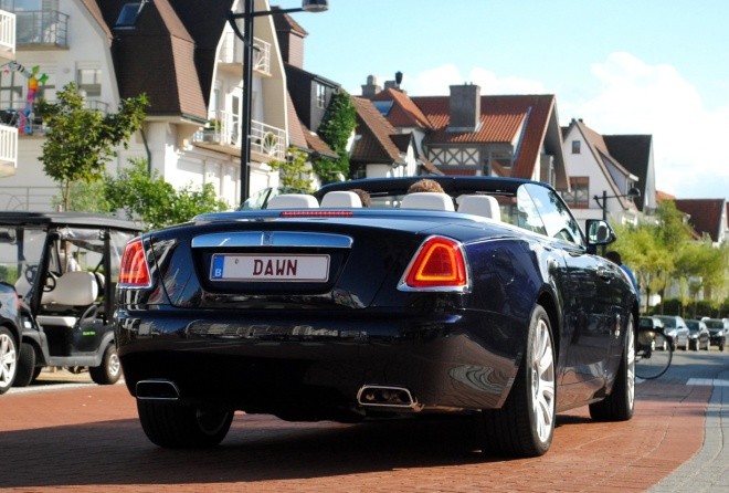 Siêu sang Rolls-Royce biển 'độc' - ảnh 7