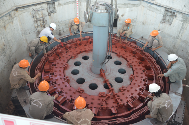 Hoàn thành tổ hợp rotor nhà máy thuỷ điện Krông Nô 2 - ảnh 1