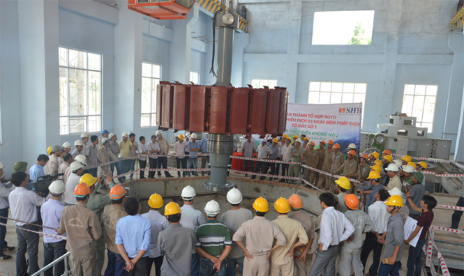 Hoàn thành tổ hợp rotor nhà máy thuỷ điện Krông Nô 2 - ảnh 2