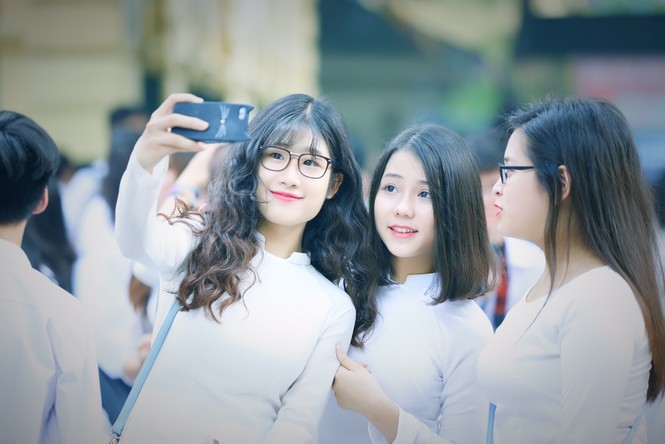 Vẻ đẹp tinh khôi của nữ sinh trường Việt Đức ngày khai trường - ảnh 6