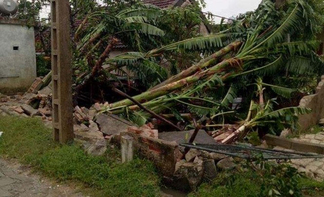 Nghệ An: Dông lốc làm hàng chục ngôi nhà bị tốc mái - ảnh 2