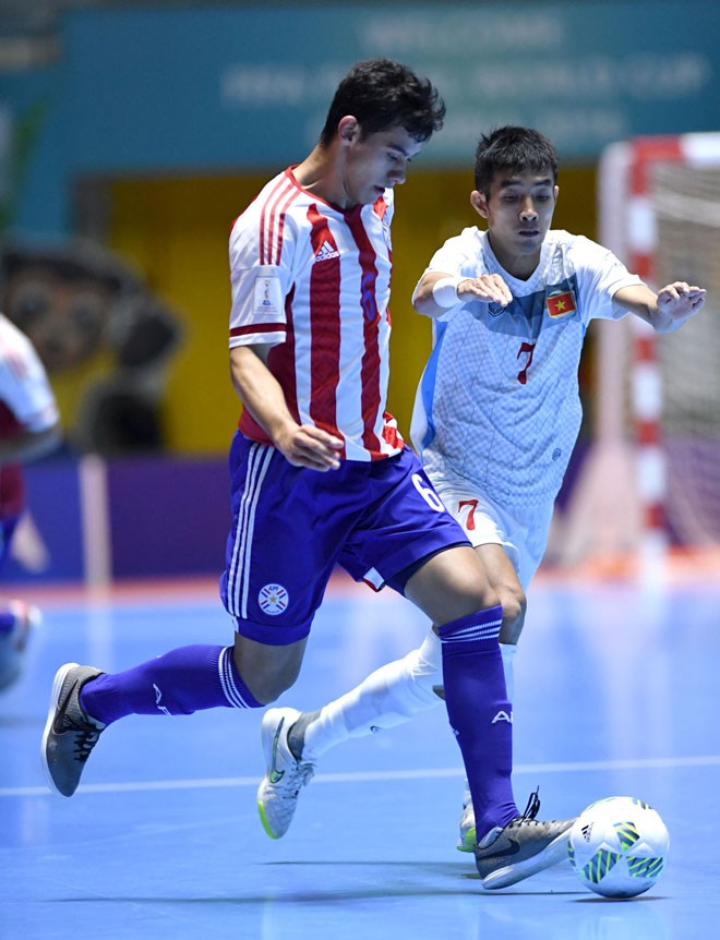 Thua đậm Paraguay, tuyển Việt Nam mất ngôi nhì bảng - ảnh 5
