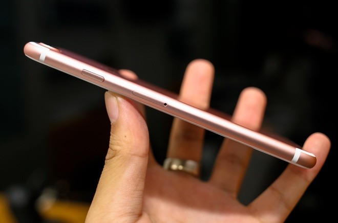 Đập hộp iPhone 7 đầu tiên về Việt Nam - ảnh 6