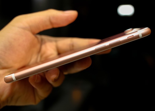 Đập hộp iPhone 7 đầu tiên về Việt Nam - ảnh 7