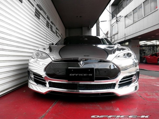 “Bỏng mắt” ngắm siêu xe điện Tesla Model S độ tráng bạc - ảnh 2