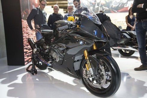 Cận cảnh 'quái thú' BMW HP4 Race - siêu môtô công nghệ mới - ảnh 4