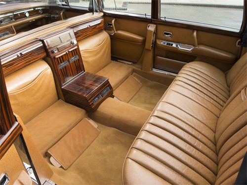 Mercedes 600 Pullman Landaulet - limo tổng thống hàng hiếm - ảnh 10