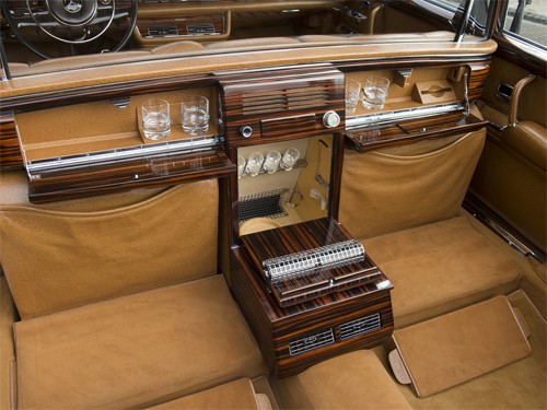 Mercedes 600 Pullman Landaulet - limo tổng thống hàng hiếm - ảnh 12