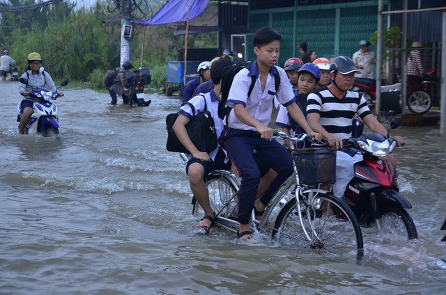 triều cường ở sài gòn - ảnh 7