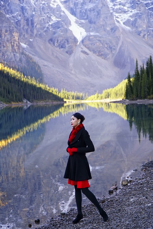 Hà Kiều Anh say đắm vẻ đẹp hồ thu Canada - ảnh 1