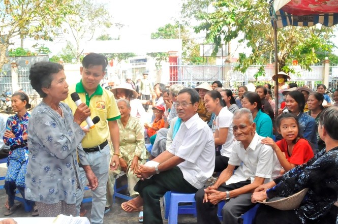Chia sẻ khó khăn với bà con nghèo Cần Thơ - ảnh 3