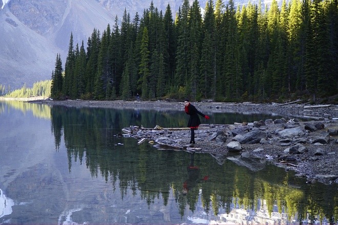 Hà Kiều Anh say đắm vẻ đẹp hồ thu Canada - ảnh 7