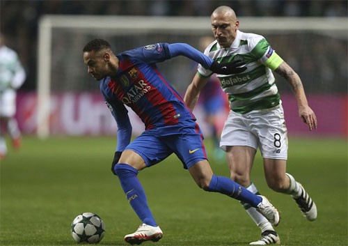 Messi lập cú đúp, Barca giành vé đi tiếp tại Champions League - ảnh 2