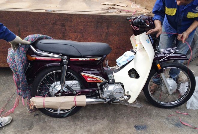 Cận cảnh Honda Dream II hàng hiếm 140 triệu chưa bán ở Sài Gòn - ảnh 7