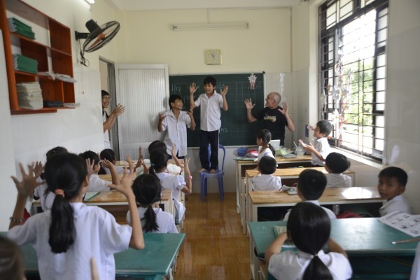 Lớp học giữa Sài Gòn không biết “mùi học thêm“ - ảnh 6