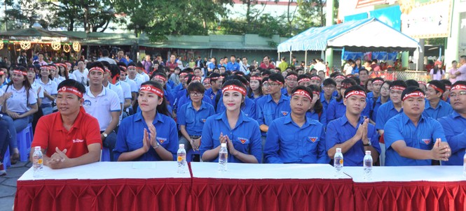 Xin nghỉ làm để đi hiến máu - ảnh 3