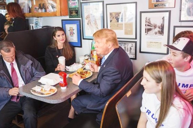 Nữ giám đốc truyền thông bí ẩn của Trump ở Nhà Trắng - ảnh 2