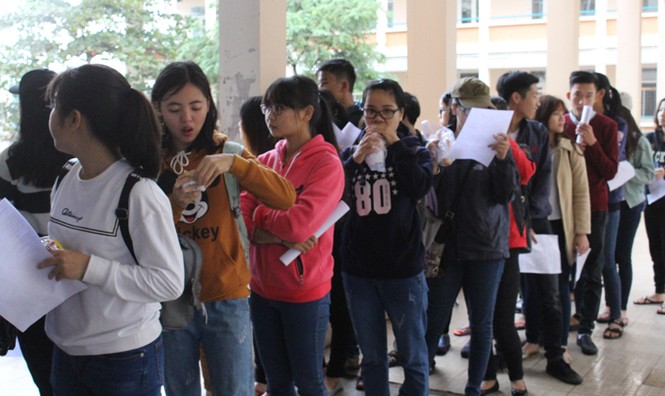 Đà Nẵng: Xếp hàng hiến máu từ ban mai - ảnh 1
