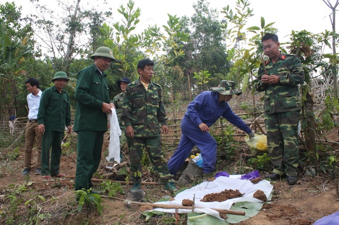 Phát hiện hài cốt liệt sĩ ba răng bọc đồng tại cứ điểm Làng Vây - ảnh 2