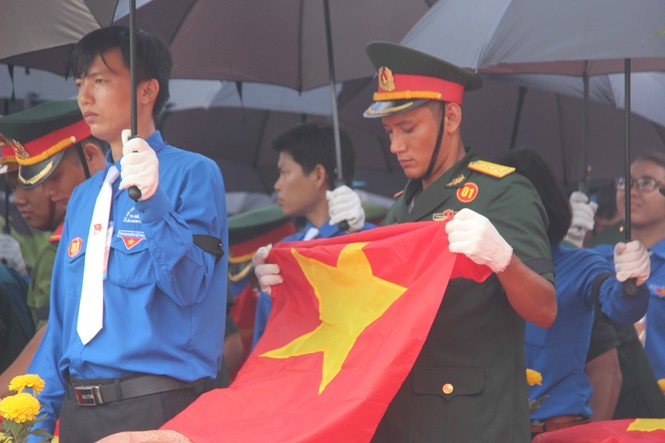 Rưng rưng lễ truy điệu 72 liệt sĩ hy sinh tại sân bay Biên Hòa - ảnh 14
