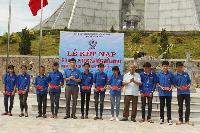 Làm đẹp Nghĩa trang Liệt sĩ Việt - Lào - ảnh 2