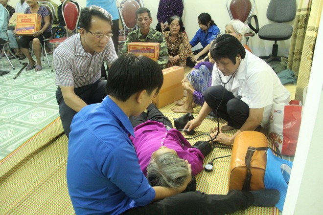 Hà Tĩnh-Thanh Hóa lên phương án sơ tán dân tránh bão - ảnh 1