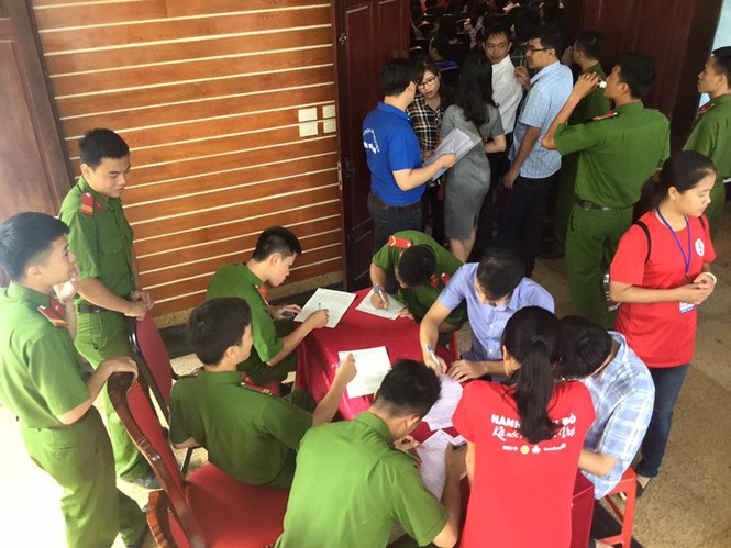 Lạng Sơn: Rực đỏ trái tim tình nguyện - ảnh 2