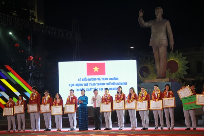 TP. HCM tuyên dương các vận động viên tiêu biểu SEA Games 29 - ảnh 6