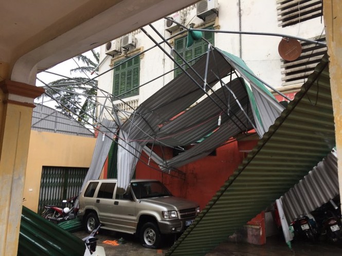 Hà Tĩnh tan hoang sau bão - ảnh 10
